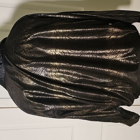 Metallic Black and Gold Reversable‎ Bolmer Jacket. One Size. - Picture 6 of 10